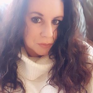 Meet your Posher, Kelli